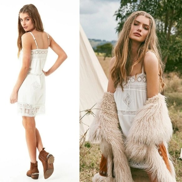 Peaches Sun Dress white lace mini spell designs S - Picture 3 of 9